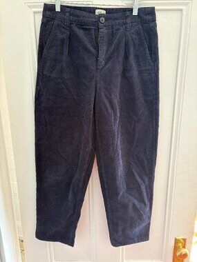 Gently worn J. Crew Women's High-rise Tapered Corduroy pant, Size 6